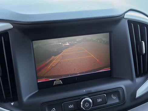 Used 2021 GMC Terrain SLE image 20