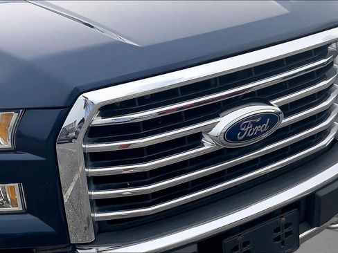 Used 2015 Ford F150 XLT w/ Equipment Group 302A Luxury AWD/4WD image 30