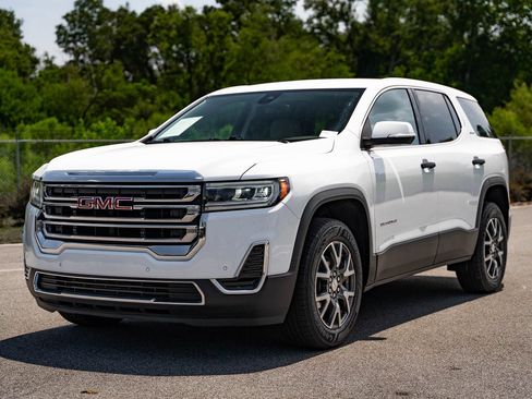 Used 2022 GMC Acadia SLE FWD image 3
