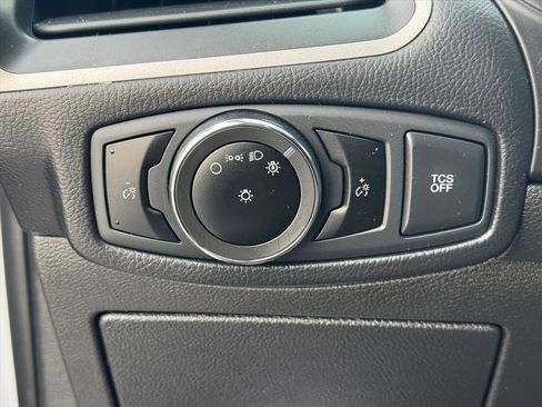 Used 2023 Ford Edge SEL image 23