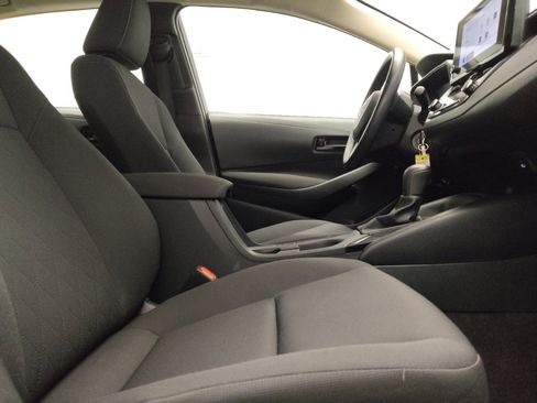 Used 2023 Toyota Corolla LE FWD image 21