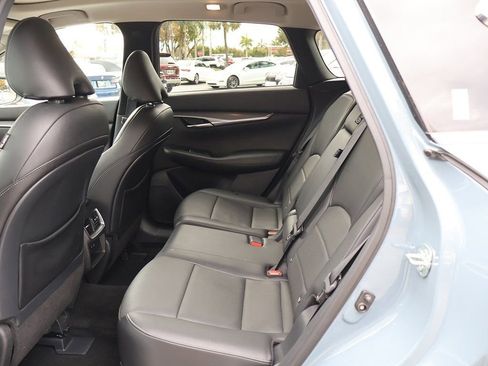 Used 2023 INFINITI QX50 Luxe image 36