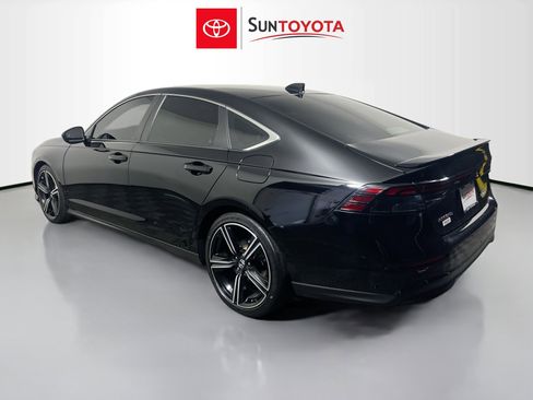 Used 2024 Honda Accord Sport image 6