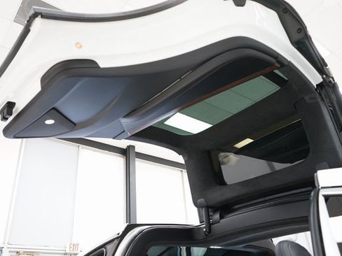 Used 2020 Tesla Model X Long Range image 52