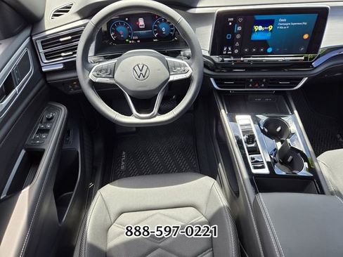 Used 2026 Volkswagen Atlas Cross Sport SE AWD/4WD image 13
