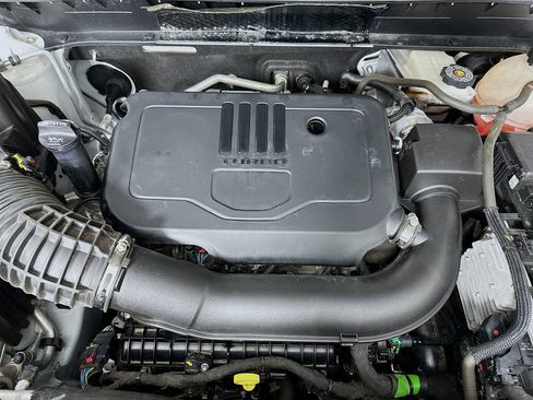 Used 2022 Chevrolet Blazer LT image 34