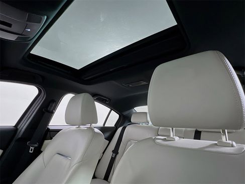 Used 2018 MAZDA MAZDA6 Signature image 14