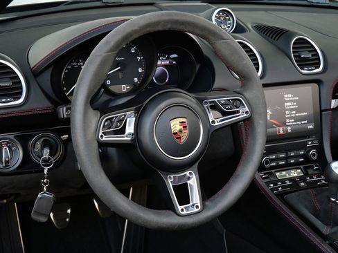 Used 2023 Porsche 718 Boxster Spyder image 14