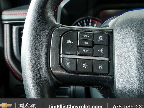 Used 2022 Ford Expedition Limited image 11