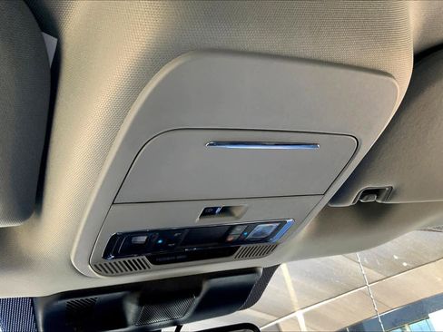 Used 2024 Ford F250 Lariat image 29