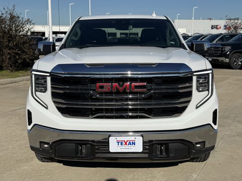 Used 2024 GMC Sierra 1500 SLT image 10