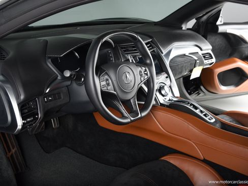 Used 2018 Acura NSX AWD/4WD image 25