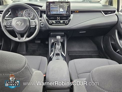 Used 2022 Toyota Corolla LE image 8