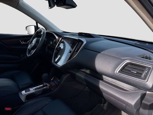 Used 2024 Subaru Ascent Touring AWD/4WD image 32