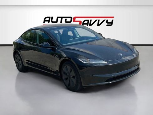 Used 2025 Tesla Model 3 Long Range RWD image 1
