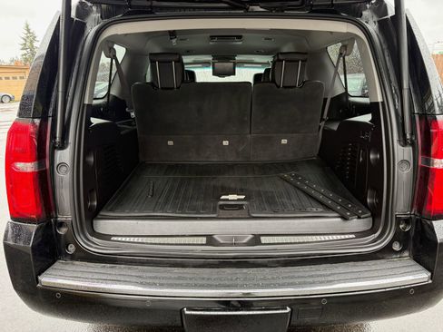 Used 2015 Chevrolet Suburban LTZ AWD/4WD image 25