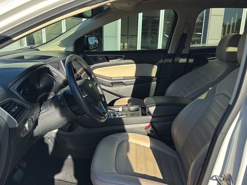 Used 2022 Ford Edge SEL w/ Convenience Package image 8