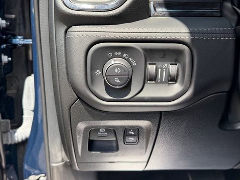 Used 2024 RAM 1500 Limited w/ Body Color Bumper Group AWD/4WD image 31