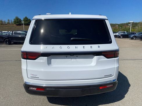 Used 2022 Jeep Wagoneer Series I image 4