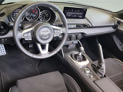 Used 2025 MAZDA MX-5 Miata Club w/ Brembo/BBS Recaro Package RWD image 13