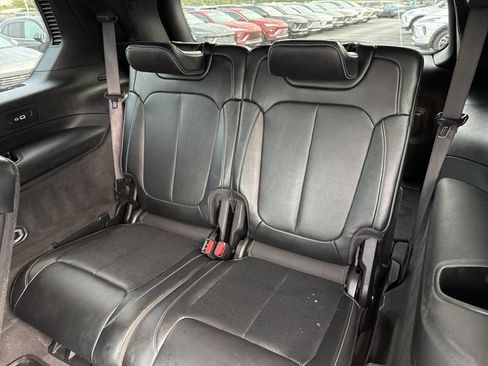 Used 2021 Jeep Grand Cherokee L Overland w/ Luxury Tech Group IV AWD/4WD image 7