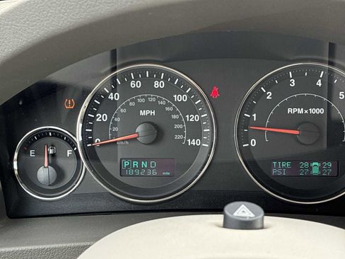 Used 2007 Jeep Grand Cherokee Limited w/ Skid Plate Group image 10