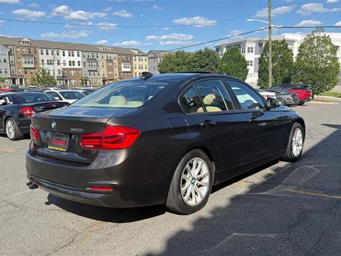 Used 2016 BMW 320i xDrive Sedan AWD/4WD image 12