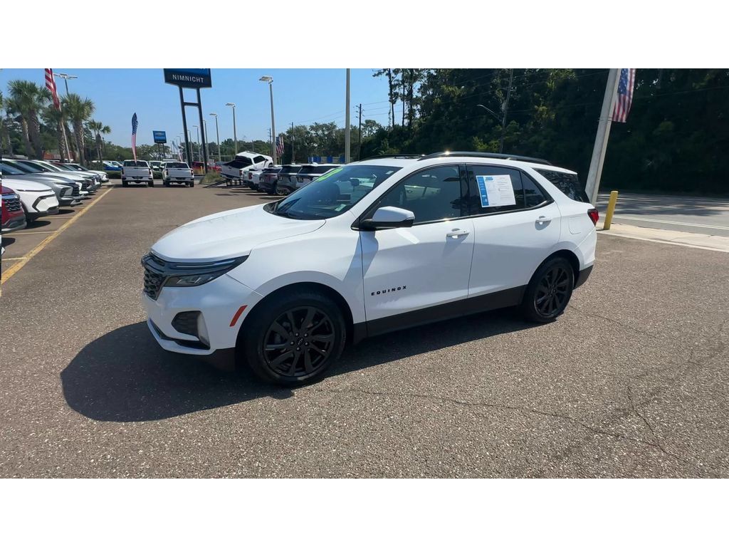 Used 2023 Chevrolet Equinox RS w/ RS Leather Package FWD image 6
