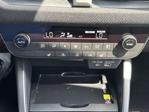 New 2026 Subaru Outback Limited AWD/4WD image 21