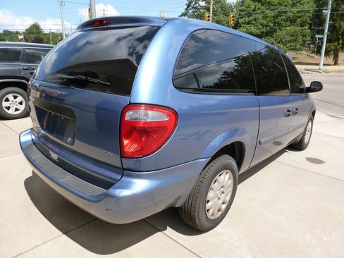 Used 2007 Dodge Grand Caravan w/ PWR Convenience Group FWD image 2