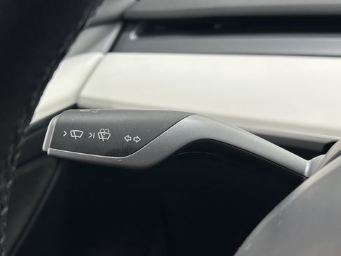 Used 2023 Tesla Model 3 Performance image 13