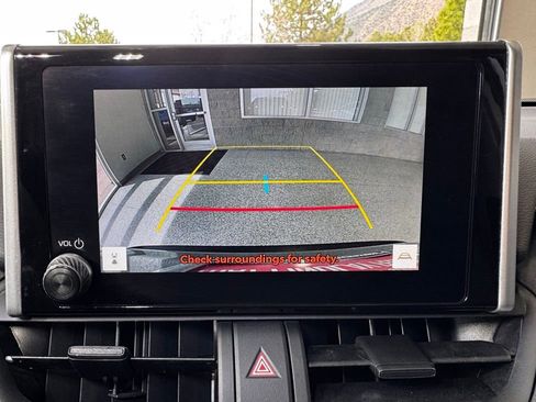 Certified 2025 Toyota RAV4 LE image 33