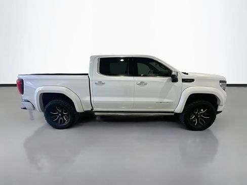 Used 2024 GMC Sierra 1500 Denali Ultimate AWD/4WD image 9