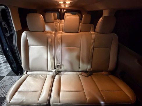 Used 2019 Nissan NV 3500 SL image 14