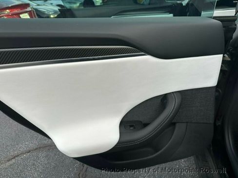 Used 2024 Tesla Model S Plaid image 18