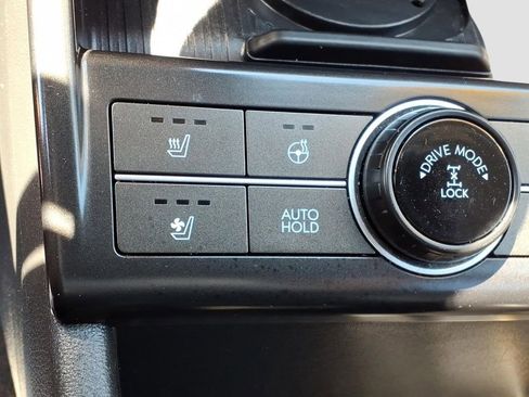 Used 2024 Hyundai Kona Limited AWD/4WD image 24