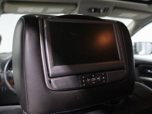 Used 2015 Nissan Armada Platinum w/ 2nd Row Captain Seat Package AWD/4WD image 19