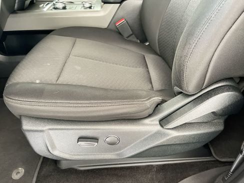 Used 2018 Ford Expedition XLT AWD/4WD image 12