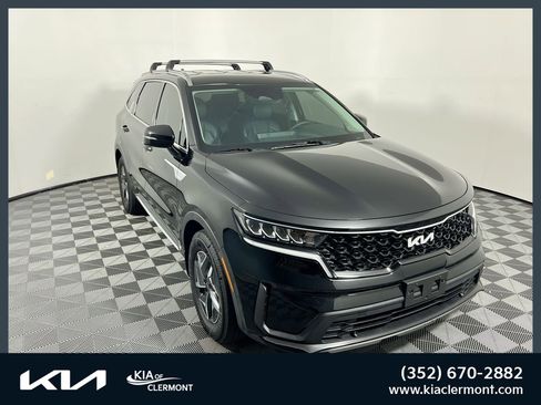 Used 2022 Kia Sorento S image 1