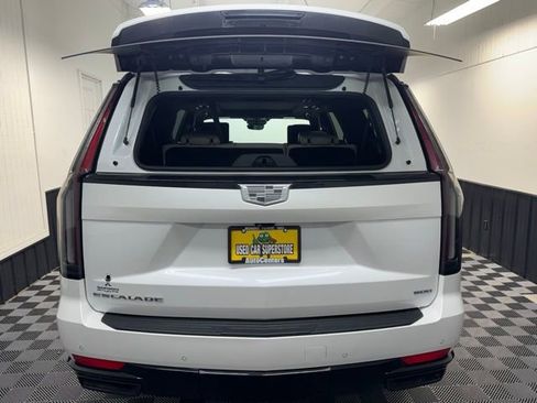 Used 2021 Cadillac Escalade ESV Sport image 43