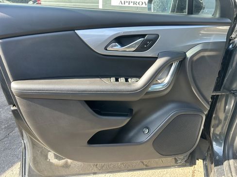 Used 2019 Chevrolet Blazer LT image 28