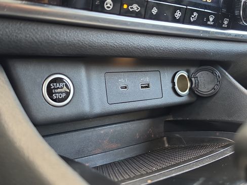 Used 2021 Nissan Rogue SV w/ Premium Package FWD image 28