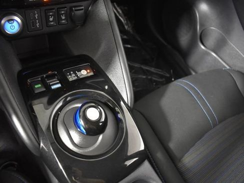 Certified 2024 Nissan Leaf SV Plus FWD image 25