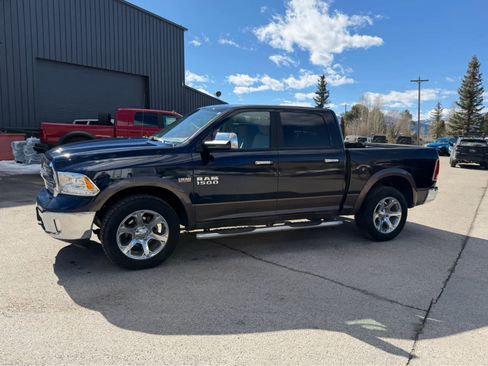 Used 2017 RAM 1500 Laramie w/ Convenience Group image 22