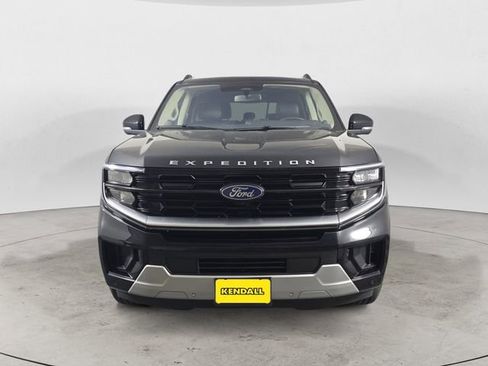 Certified 2025 Ford Expedition Max Platinum AWD/4WD image 8