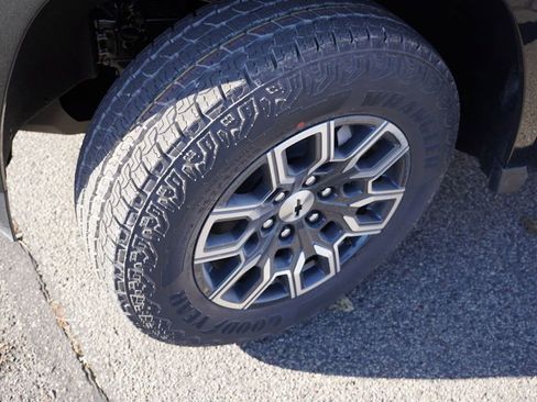 New 2026 Chevrolet Colorado Z71 image 9