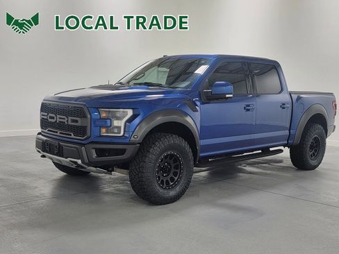 Used 2018 Ford F150 Raptor w/ Equipment Group 802A Luxury image 4