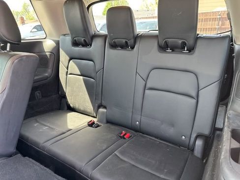 Used 2024 Nissan Pathfinder Platinum w/ Cargo Package image 16