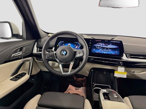 New 2026 BMW X1 xDrive28i w/ Technology Package AWD/4WD image 22