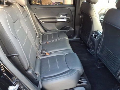 Certified 2022 Mercedes-Benz GLB 250 image 20